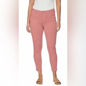 Women's Pink Capri